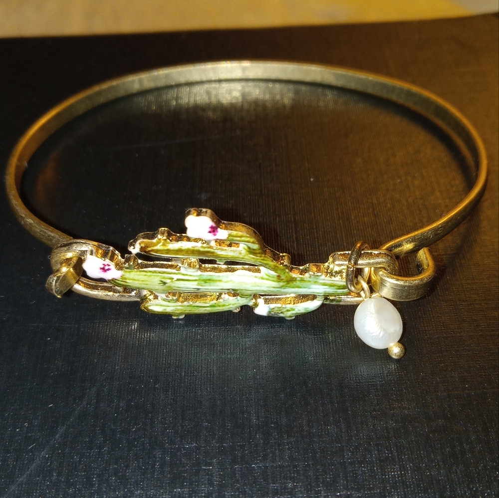 The Annie Bracelet